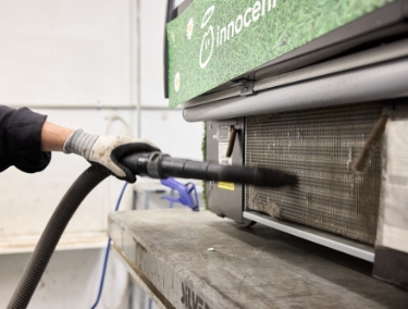 Sådan fungerer vores flåde- og weblogistik.